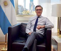 "Hay un compromiso del gobierno alemán de que los minerales sean refinados en nuestras provincias" sostuvo Brun "Hay un compromiso del gobierno alemán de que los minerales sean refinados en nuestras provincias" sostuvo Brun
