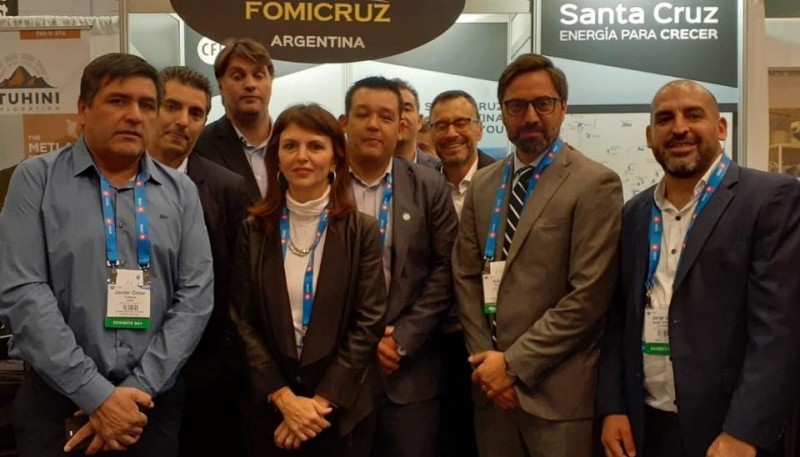 Santa Cruz: Intendente, Ministra e integrantes de CAPROMISA aislados tras viaje a Canadá Santa Cruz: Intendente, Ministra e integrantes de CAPROMISA aislados tras viaje a Canadá