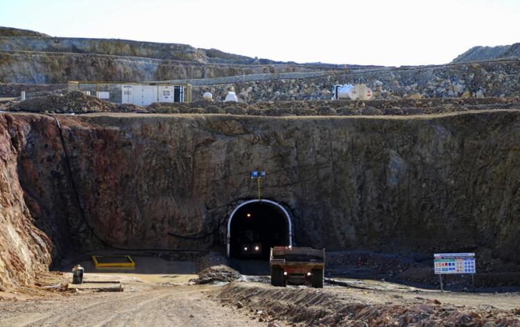 Inversiones en oro: gigante mundial ingresa a tres proyectos de exploración en Salta Inversiones en oro: gigante mundial ingresa a tres proyectos de exploración en Salta