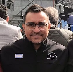 Iván Malla le pidió al Congreso Nacional "que no legisle de espalda hacia la cordillera de los Andes," Iván Malla le pidió al Congreso Nacional "que no legisle de espalda hacia la cordillera de los Andes,"
