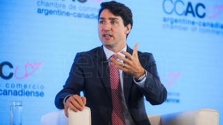 El primer ministro de Canadá, Justin Trudeau, invitó a Alberto Fernández a una visita oficial a Ottawa El primer ministro de Canadá, Justin Trudeau, invitó a Alberto Fernández a una visita oficial a Ottawa