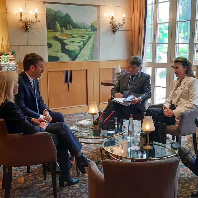 La Canciller Mondino se reunió con Anne Edwards, Jefa de Asuntos Corporativos de Glencore La Canciller Mondino se reunió con Anne Edwards, Jefa de Asuntos Corporativos de Glencore