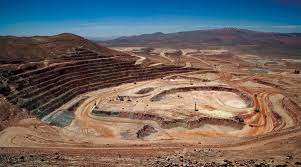 La gigante minera de Chile se llena de efectivo a medida que se dispara el precio del cobre La gigante minera de Chile se llena de efectivo a medida que se dispara el precio del cobre