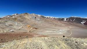 La minería de Argentina, ¿es una amenaza para Chile? La minería de Argentina, ¿es una amenaza para Chile?
