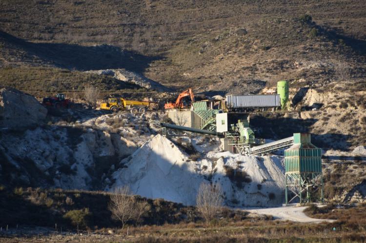 La Rioja: Prórroga de 30 años para la explotación de la cantera de yesos 'Noelia' La Rioja: Prórroga de 30 años para la explotación de la cantera de yesos 'Noelia'