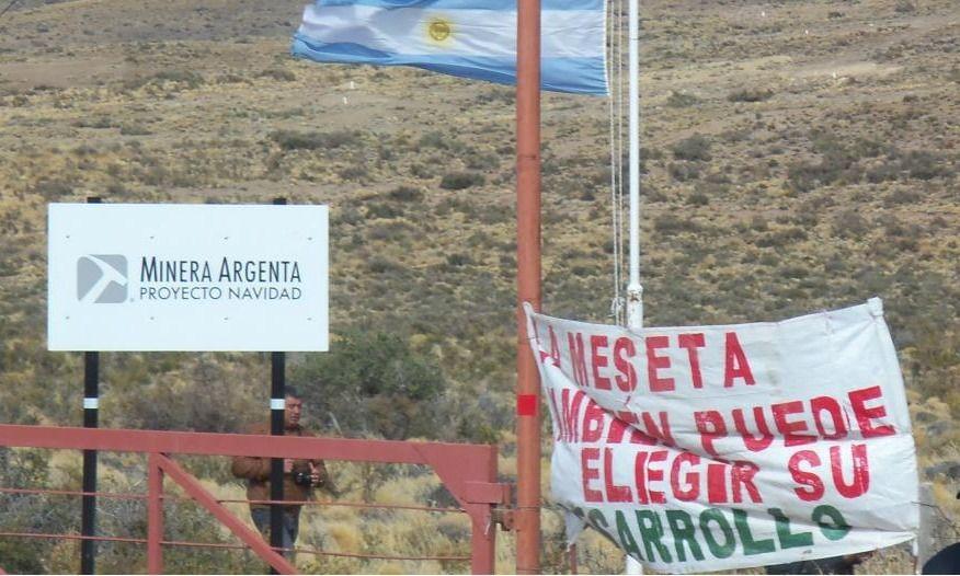 Chubut: Múltiple ofensiva de Macri para extraer plata de la cuna antiminera Chubut: Múltiple ofensiva de Macri para extraer plata de la cuna antiminera