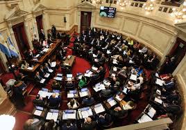 Ley de Bases y paquete fiscal: los mega proyectos desembarcan en el recinto del Senado con dudas en artículos clave Ley de Bases y paquete fiscal: los mega proyectos desembarcan en el recinto del Senado con dudas en artículos clave