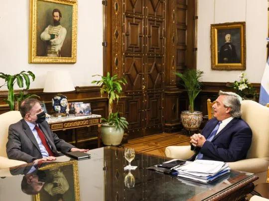 Litio, trenes y Vaca Muerta/La geopolítica de la vacuna: Rusia va por negocios y obras estratégicas en Argentina Litio, trenes y Vaca Muerta/La geopolítica de la vacuna: Rusia va por negocios y obras estratégicas en Argentina