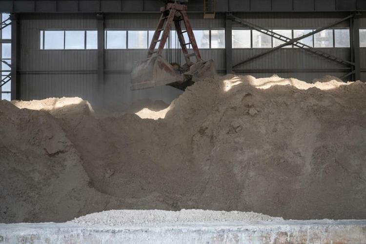 Litio y acciones del sector se disparan tras orden de suspensión de producción en China Litio y acciones del sector se disparan tras orden de suspensión de producción en China