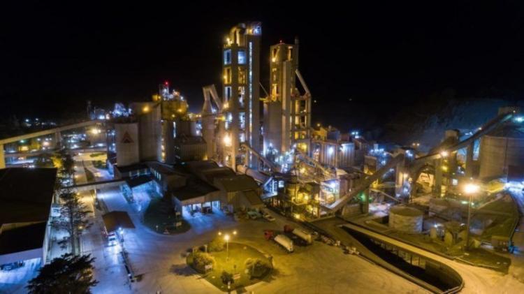 Los despachos de cemento cayeron un 27,1 por ciento interanual Los despachos de cemento cayeron un 27,1 por ciento interanual