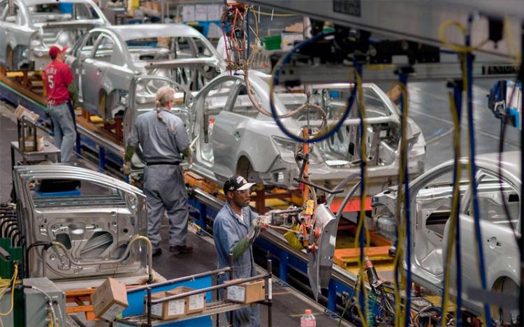 Los fabricantes de automóviles "tendrán que convertirse en mineros" Los fabricantes de automóviles "tendrán que convertirse en mineros"