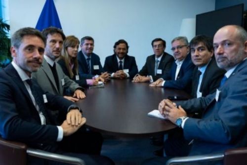 Los pros y contras de la Ley Bases y el capítulo RIGI para las provincias del litio Los pros y contras de la Ley Bases y el capítulo RIGI para las provincias del litio