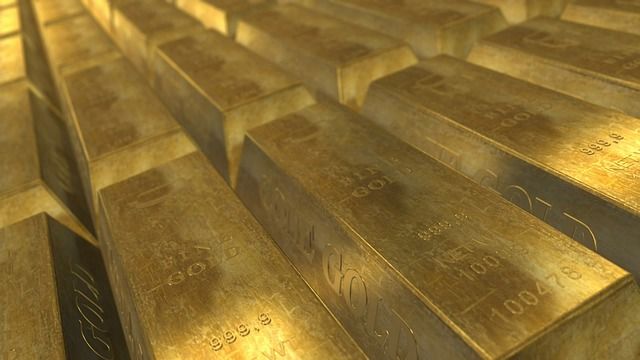 Los rusos se lanzan por la compra de oro para salvar ahorros tras el colapso del rublo Los rusos se lanzan por la compra de oro para salvar ahorros tras el colapso del rublo