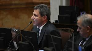 Los votos sanjuaninos a la aclaratoria a Glaciares: Uñac y Olivera, a favor; Giménez, en contra