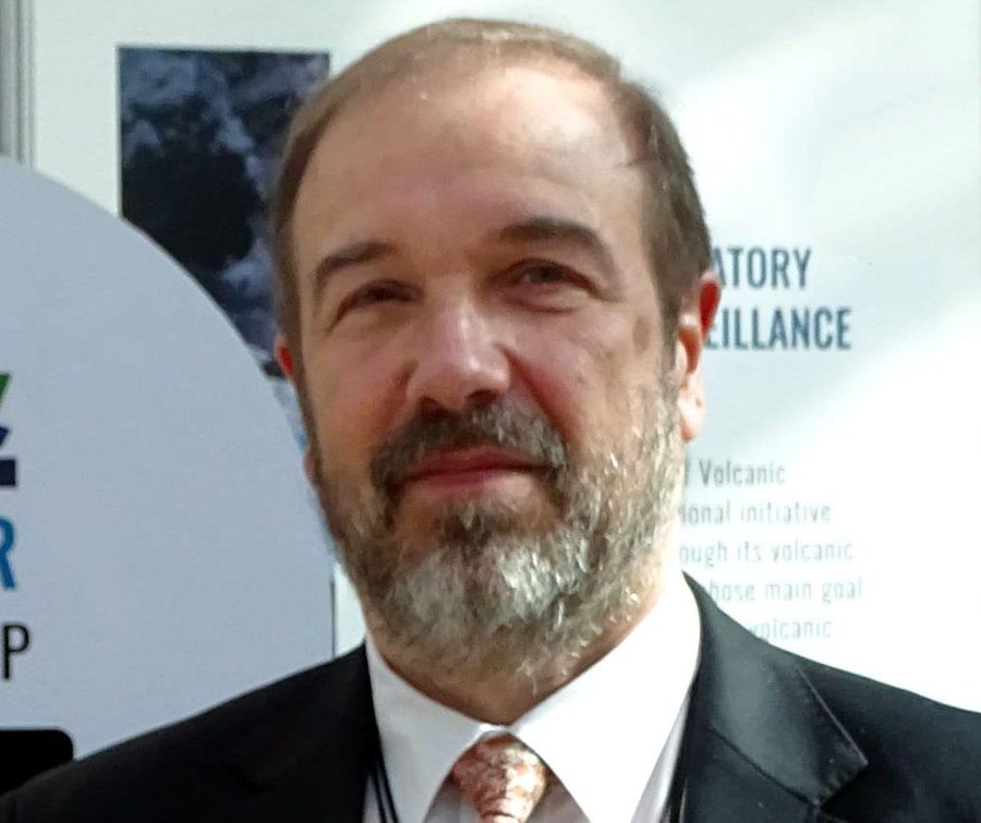 Chubut: Desde el SEGEMAR afirman que los recursos mineros de la Meseta "están en la mejor ubicación posible para su aprovechamiento económico y desvinculados del Río Chubut" Chubut: Desde el SEGEMAR afirman que los recursos mineros de la Meseta "están en la mejor ubicación posible para su aprovechamiento económico y desvinculados del Río Chubut"