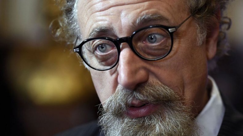 Para Luenzo: la minería "como en Santa Cruz" no es el espejo en el que debe mirarse Chubut Para Luenzo: la minería "como en Santa Cruz" no es el espejo en el que debe mirarse Chubut