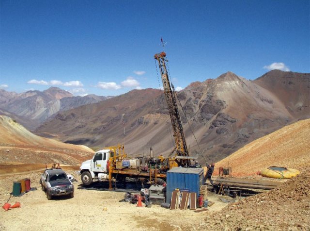 Salta: Malestar porque no están contratando obreros ni empresas de la provincia