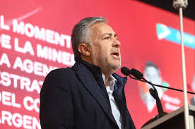 Mendoza/Cornejo pide acelerar la exploración minera en Malargüe: "Le devuelvo la pelota al sector privado"