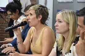 Mendoza: Latorre y Shantal visitaron Diputados para detallar el proyecto para actualizar el Código de Procedimiento Minero de la provincia Mendoza: Latorre y Shantal visitaron Diputados para detallar el proyecto para actualizar el Código de Procedimiento Minero de la provincia