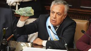 Mendoza: Una encuesta reveló que el 61% de los mendocinos está de acuerdo con hacer minería en la provincia Mendoza: Una encuesta reveló que el 61% de los mendocinos está de acuerdo con hacer minería en la provincia