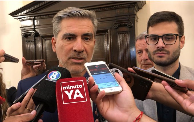 Mendoza: Vadillo se planta y le cierra la puerta al armado frentista de De Marchi "El agua y la 7722 no se negocian" Mendoza: Vadillo se planta y le cierra la puerta al armado frentista de De Marchi "El agua y la 7722 no se negocian"