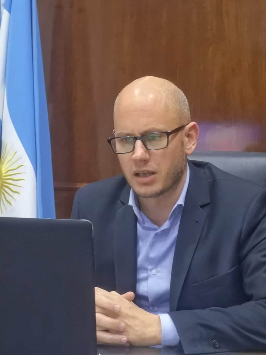 Los secretarios Merediz y Hensel presentaron herramientas para impulsar la productividad de las PyMEs mineras Los secretarios Merediz y Hensel presentaron herramientas para impulsar la productividad de las PyMEs mineras