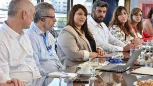 Mesa de Litio: geólogos británicos participaron de capacitaciones en Salta Mesa de Litio: geólogos británicos participaron de capacitaciones en Salta