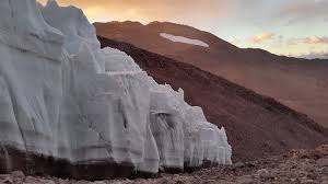 Minería y glaciares: repercusiones en San Juan ante un decreto que puede redefinir su futuro Minería y glaciares: repercusiones en San Juan ante un decreto que puede redefinir su futuro