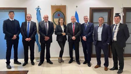Mondino dialogó con empresas de Israel sobre proyectos para desarrollo del litio y cooperación en gestión hídrica Mondino dialogó con empresas de Israel sobre proyectos para desarrollo del litio y cooperación en gestión hídrica