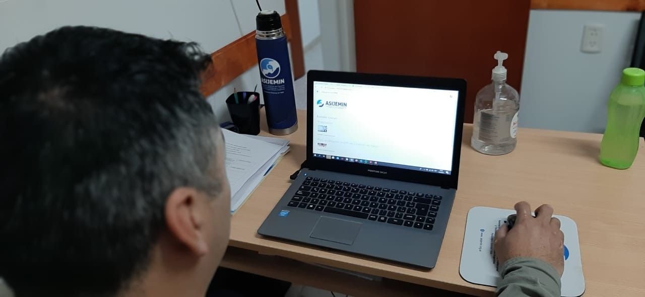 Nace una plataforma virtual para capacitar a profesionales de la minería Nace una plataforma virtual para capacitar a profesionales de la minería