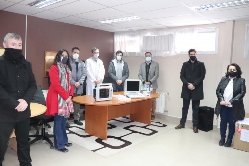 Santa Cruz: Newmont Cerro Negro entregó equipamientos médicos para hospitales de la provincia Santa Cruz: Newmont Cerro Negro entregó equipamientos médicos para hospitales de la provincia