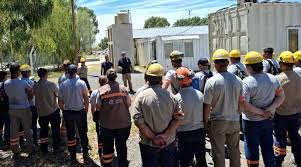 Olavarría/Final anunciado: "Hasta que los trabajadores no sean reincorporados no levantamos la medida" Olavarría/Final anunciado: "Hasta que los trabajadores no sean reincorporados no levantamos la medida"