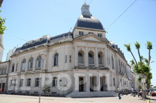 Olavarría: La actividad minera desde la perspectiva del Municipio Olavarría: La actividad minera desde la perspectiva del Municipio