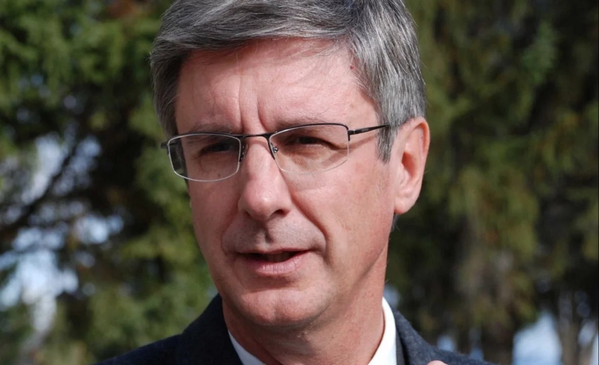 Chubut: Ongarato se cruzó con periodista por la minería Chubut: Ongarato se cruzó con periodista por la minería