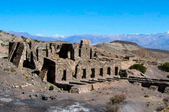 Mendoza/Paramillos: un viaje turístico en el tiempo, con la la primera explotación minera de la República Argentina. Mendoza/Paramillos: un viaje turístico en el tiempo, con la la primera explotación minera de la República Argentina.