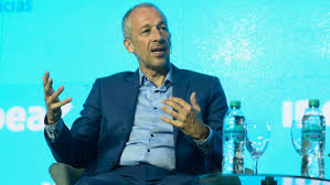 Paul Graves, CEO de Rio Tinto Lithium: "El negocio del litio no solo aporta recursos, también construye comunidades más fuertes" Paul Graves, CEO de Rio Tinto Lithium: "El negocio del litio no solo aporta recursos, también construye comunidades más fuertes"