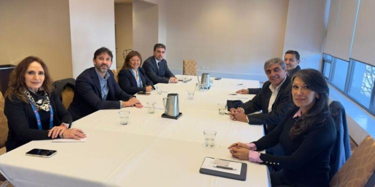 PDAC: CAEM y autoridades de Santa Cruz a la búsqueda de inversores en Canadá PDAC: CAEM y autoridades de Santa Cruz a la búsqueda de inversores en Canadá