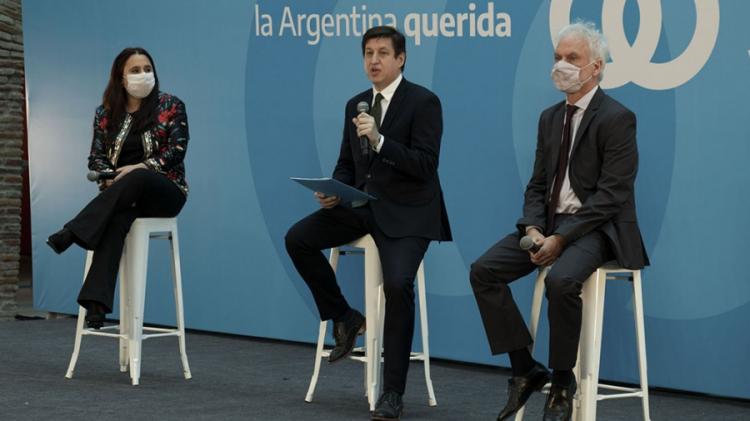 Peirano sostuvo que "Argentina tiene desafíos tecnológicos que abordar para poner a punto sus capacidades" Peirano sostuvo que "Argentina tiene desafíos tecnológicos que abordar para poner a punto sus capacidades"