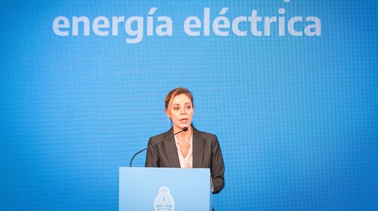 Royón confía en que la minería de Argentina utilizará más renovables a partir de las nuevas líneas de transmisión Royón confía en que la minería de Argentina utilizará más renovables a partir de las nuevas líneas de transmisión