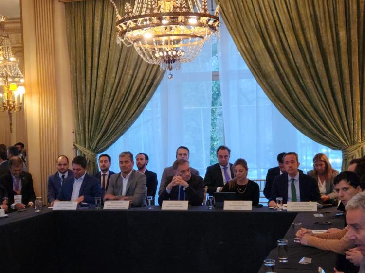 Royon en Reino Unido: la Argentina como un jugador estratégico ante la transición energética Royon en Reino Unido: la Argentina como un jugador estratégico ante la transición energética