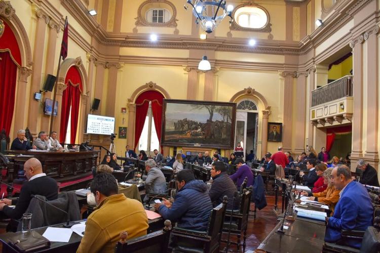 Salta: Diputados salteños aprobaron la adhesión al RIGI y a las regalías mineras Salta: Diputados salteños aprobaron la adhesión al RIGI y a las regalías mineras