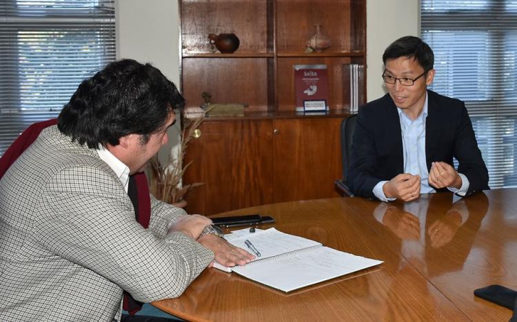 Salta: El Gobierno incentiva la instalación de nuevas plantas de industrialización minera Salta: El Gobierno incentiva la instalación de nuevas plantas de industrialización minera
