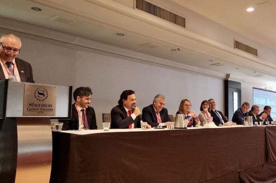 Salta/Sáenz en Canadá: "La actividad minera es política de Estado en Salta" Salta/Sáenz en Canadá: "La actividad minera es política de Estado en Salta"