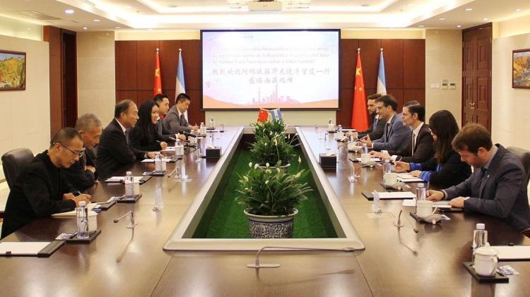 Salta: Una empresa china anunció inversiones en litio por US$2.200 millones Salta: Una empresa china anunció inversiones en litio por US$2.200 millones