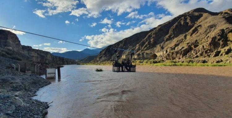 San Juan: Ambiente instaló una estación de monitoreo de calidad de agua en el cauce del río Jáchal San Juan: Ambiente instaló una estación de monitoreo de calidad de agua en el cauce del río Jáchal