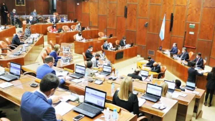 San Juan: Diputados ratificaron proyectos mineros en Ullum y Calingasta San Juan: Diputados ratificaron proyectos mineros en Ullum y Calingasta
