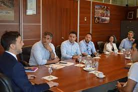 San Juan: El Gobierno local toma distancia en la puja de proveedores mineros por la feria de Toronto San Juan: El Gobierno local toma distancia en la puja de proveedores mineros por la feria de Toronto