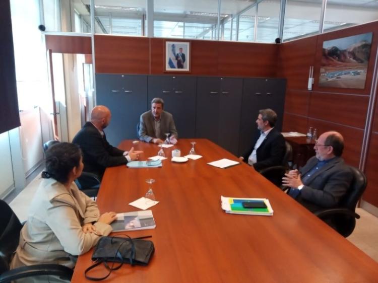 San Juan: El Ministerio de Minería firmó convenio con la UCC para el monitoreo ambiental en los departamentos San Juan: El Ministerio de Minería firmó convenio con la UCC para el monitoreo ambiental en los departamentos
