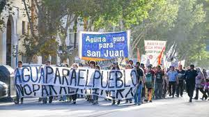 San Juan: En defensa del agua, se movilización contra la minería en Valle Fértil San Juan: En defensa del agua, se movilización contra la minería en Valle Fértil