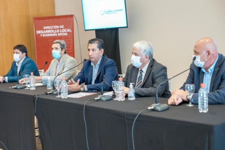 San Juan: Entregaron maquinarias y equipos a emprendedores de la Economía Social San Juan: Entregaron maquinarias y equipos a emprendedores de la Economía Social